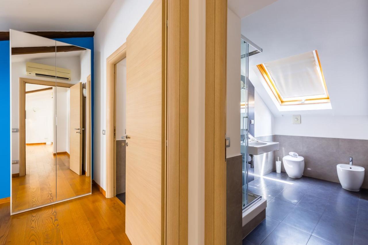 Attico Al Duomo By Napoliapartments ภายนอก รูปภาพ
