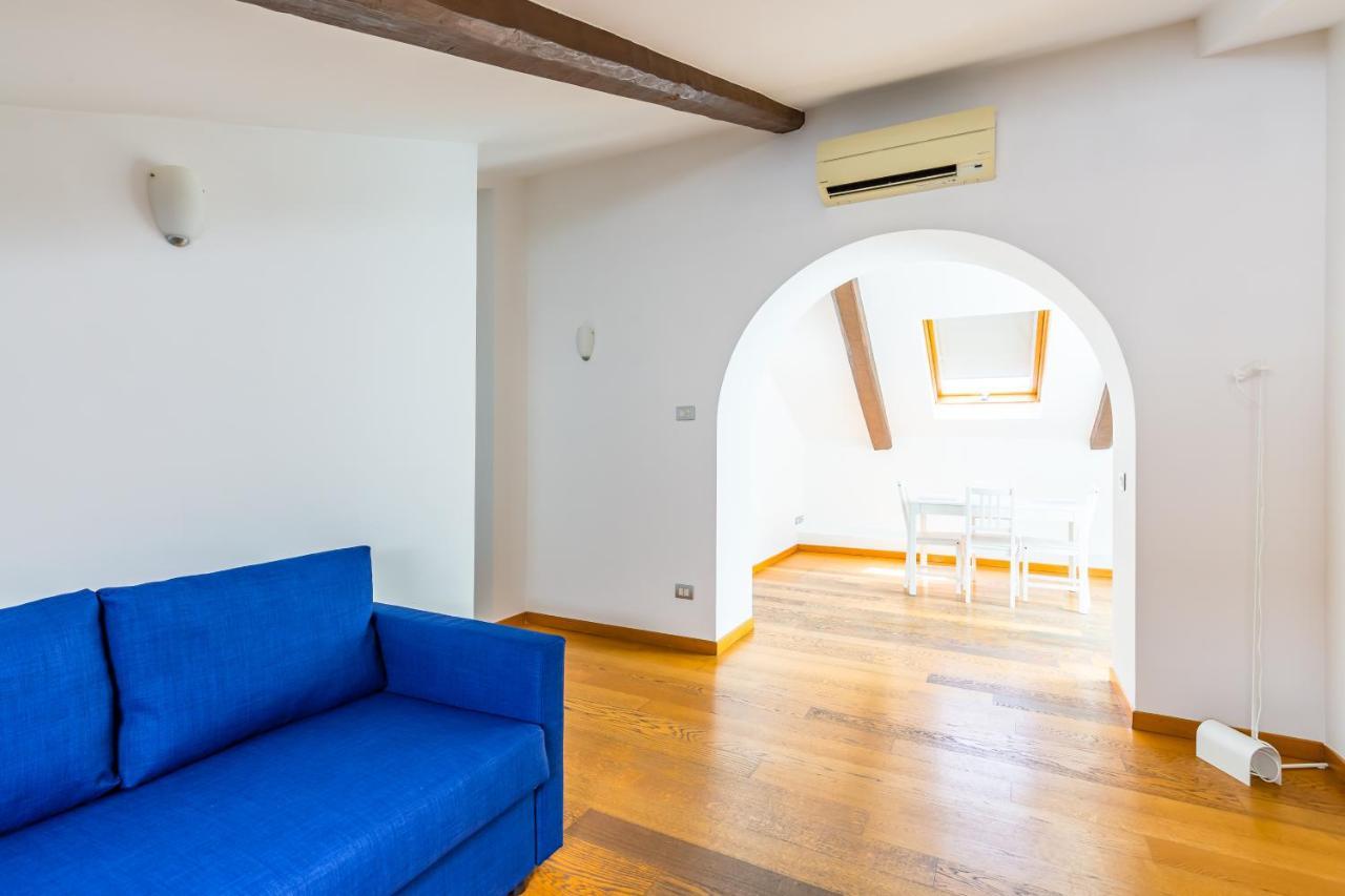 Attico Al Duomo By Napoliapartments ภายนอก รูปภาพ