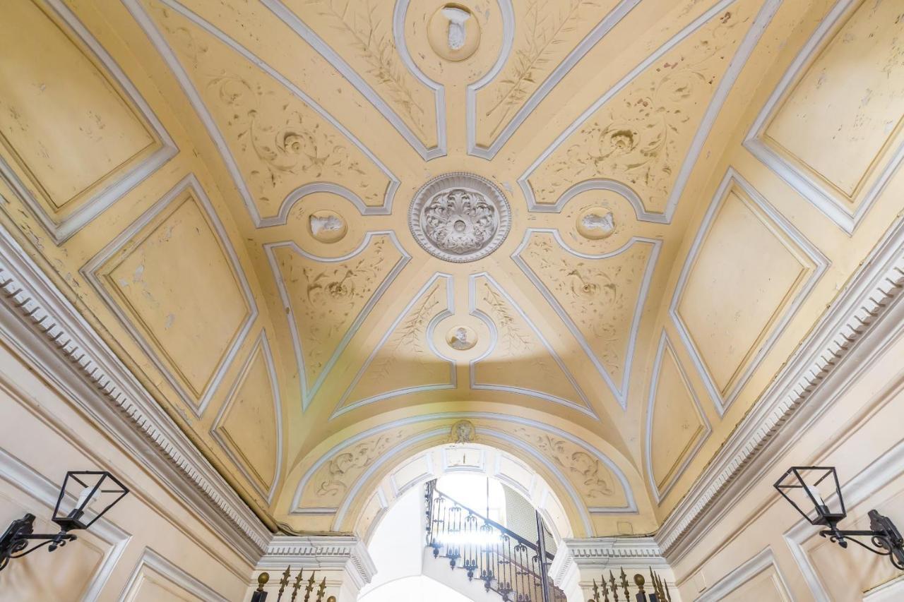 Attico Al Duomo By Napoliapartments ภายนอก รูปภาพ