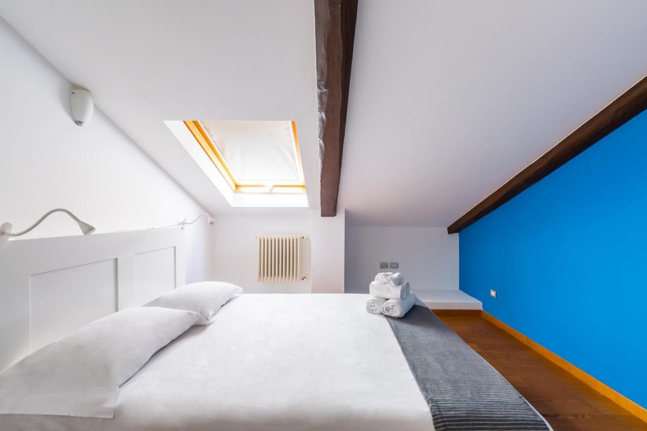 Attico Al Duomo By Napoliapartments ภายนอก รูปภาพ