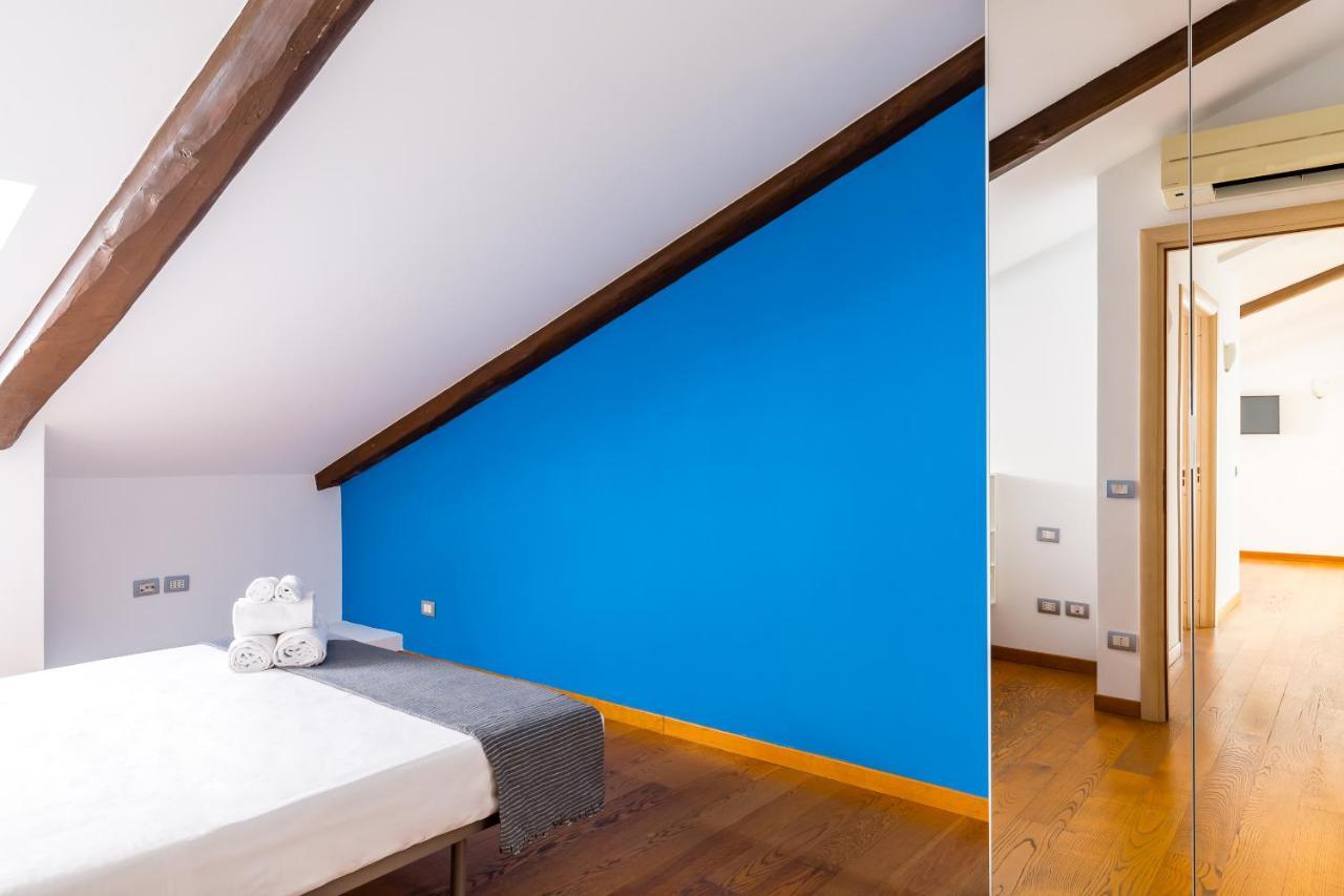 Attico Al Duomo By Napoliapartments ภายนอก รูปภาพ